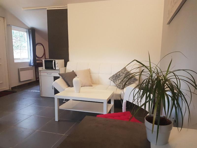 Guest house Ambition Zen Presles 3*