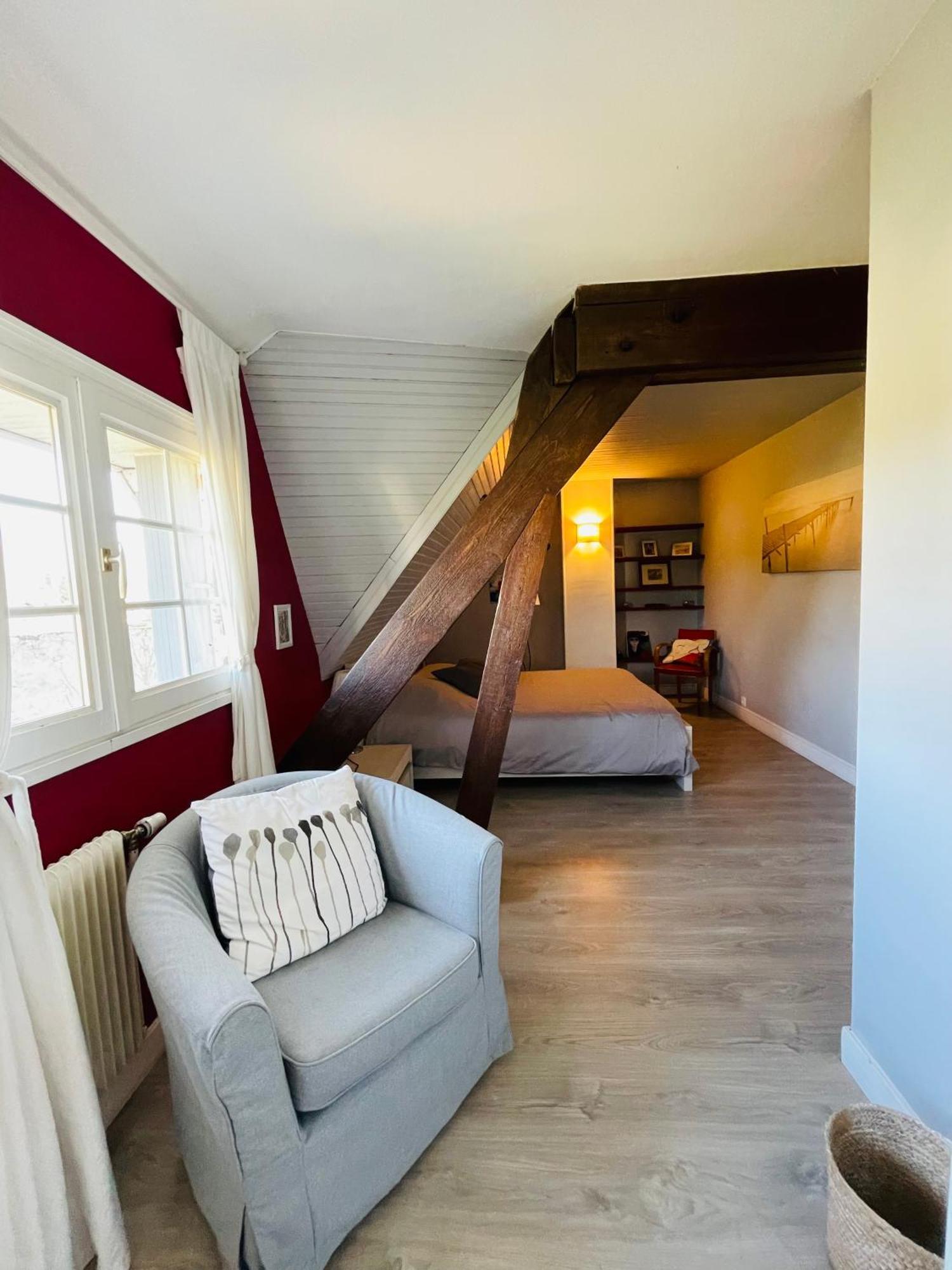 Ambition Zen Presles Guest house