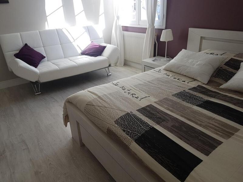 Guest house Ambition Zen Presles 3*